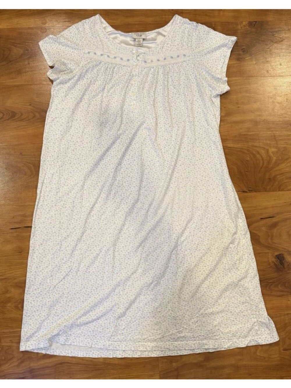 VTG Amanda Stewart Intimates White women’s Muu Muu nightgown Sz 1X